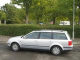 Volkswagen VW Passat Kombi 1998 4Zyl Benzin Allrad 2.... - Volkswagen Passat aus 1998: Kombi