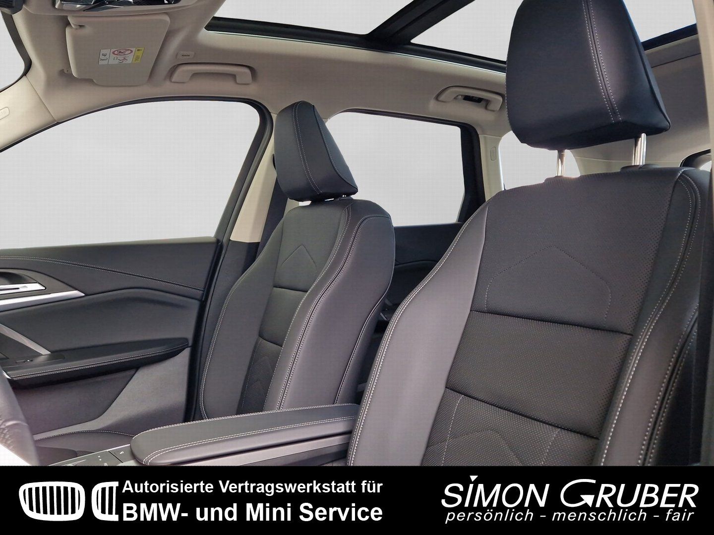 Fahrzeugabbildung BMW X1 xDrive23i Mild-Hybrid xLine Panorama HUD LED