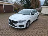 Fiat Tipo Limousine 1.4 95 PS Baujahr 2017 - Fiat Tipo von privat
