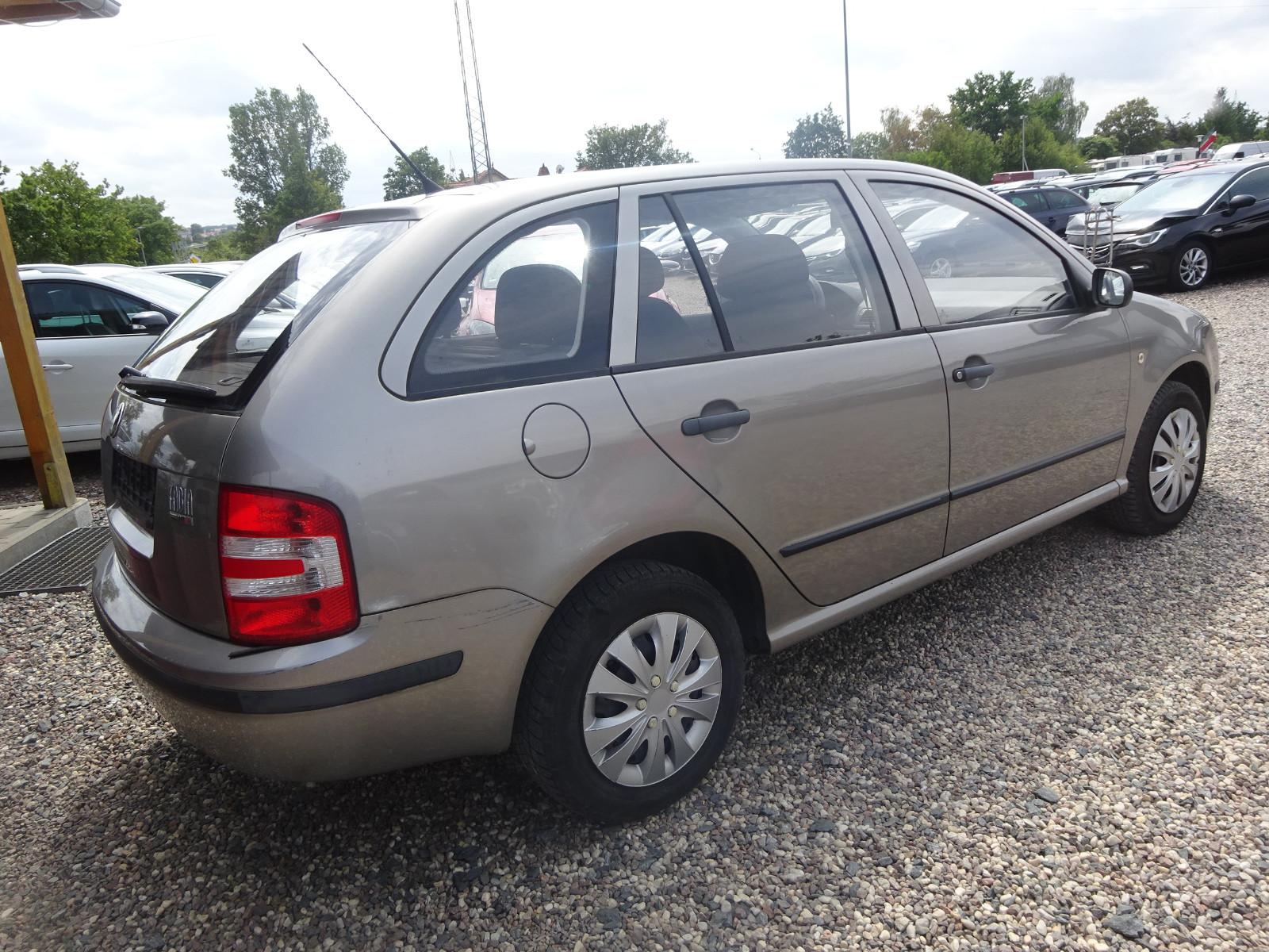 Skoda Fabia 2006 — engine 1.198 cm³, 64 HP (47kW)