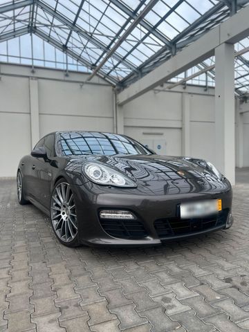 Porsche Panamera 4s / GTS-Paket /Approved ...