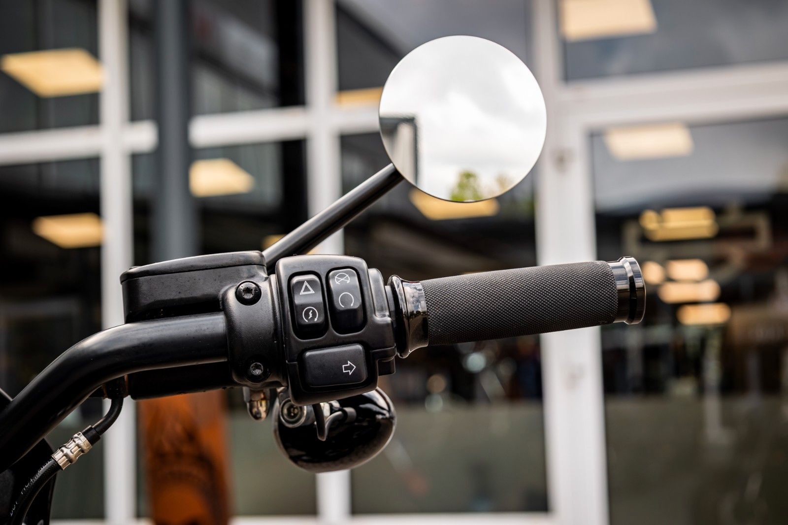 Fahrzeugabbildung Harley-Davidson FXLRS Low Rider S Jekill & Hyde - Torxster