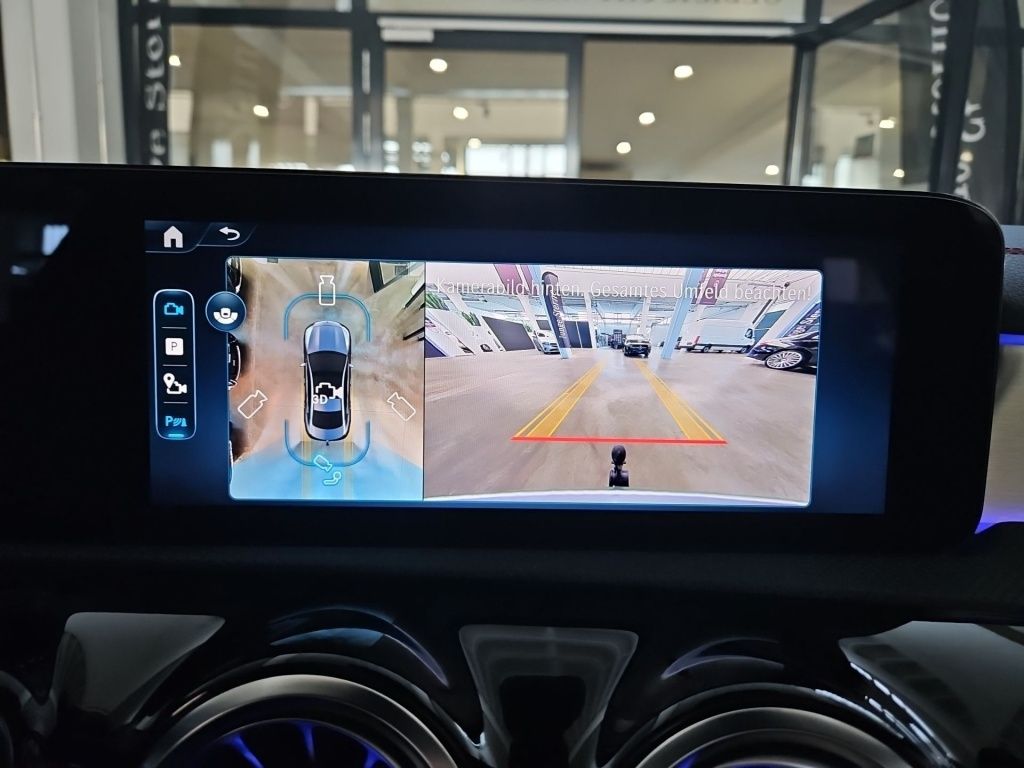 Fahrzeugabbildung Mercedes-Benz CLA 200 Coupé AMG Night AHK Pano LED 360 Memory