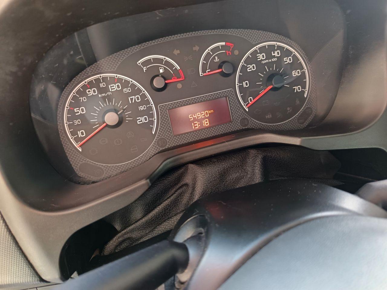 Fiat Qubo 2013 — engine 1.368 cm³, 77 HP (57kW)