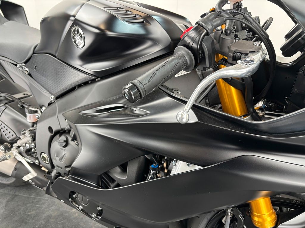 Fahrzeugabbildung Yamaha YZF R6 RACE *NEUFAHRZEUG MJ 25 *UMBAU MÖGL.