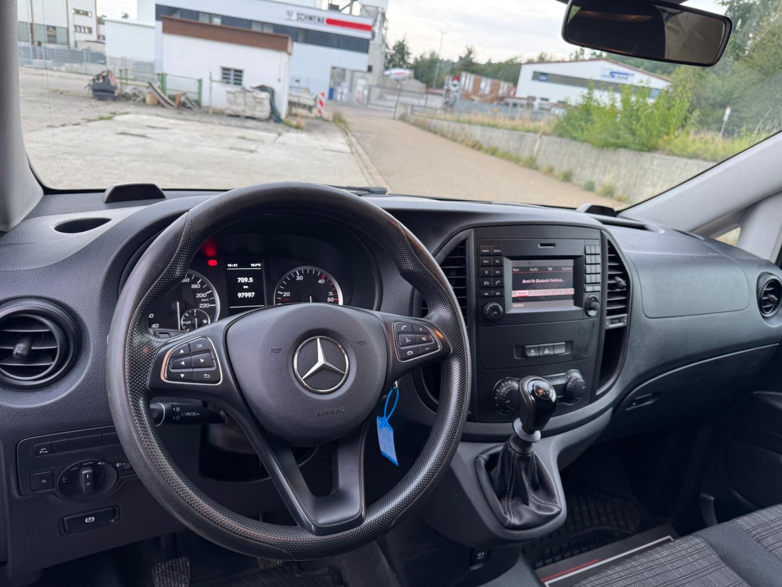 Mercedes-Benz Vito Kasten 114 CDI RWD lang *Navi-AHK-SHZ*