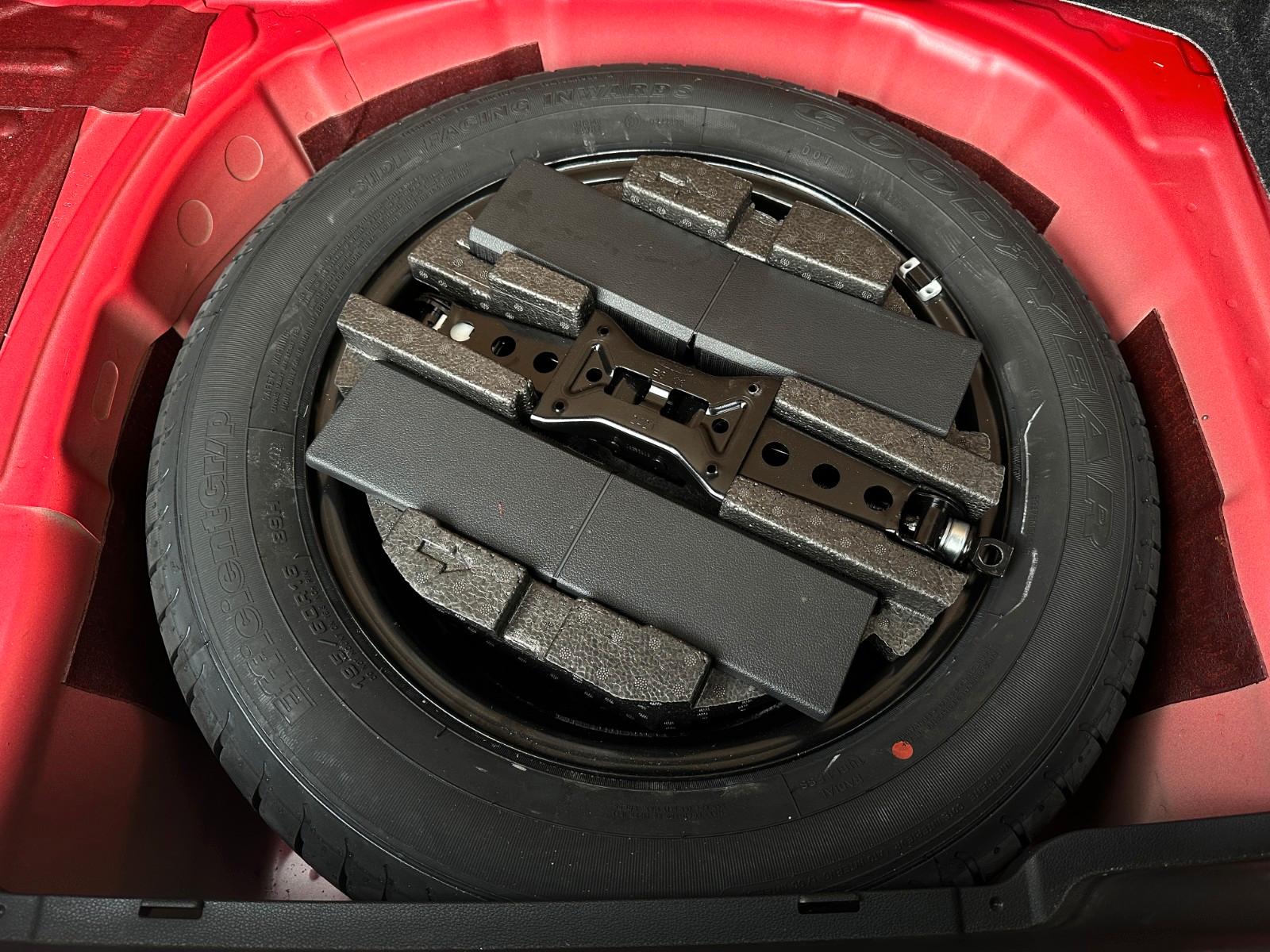 Skoda 110PS Ambition Climatronic Tempomat PDC/H LM16"