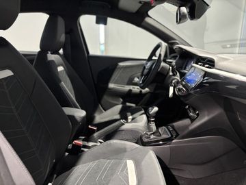 Fotografie 6 des Opel Corsa 1.2 Direct Injection Turbo GS ReNewKnit