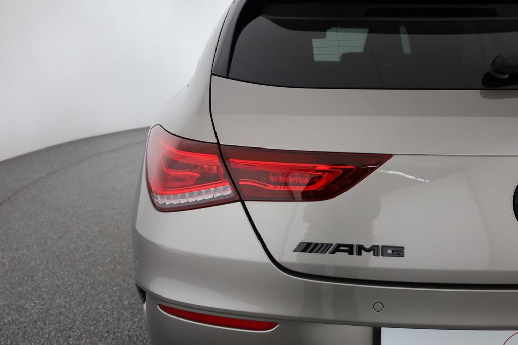 Mercedes-Benz CLA 45 AMG Shooting Brake