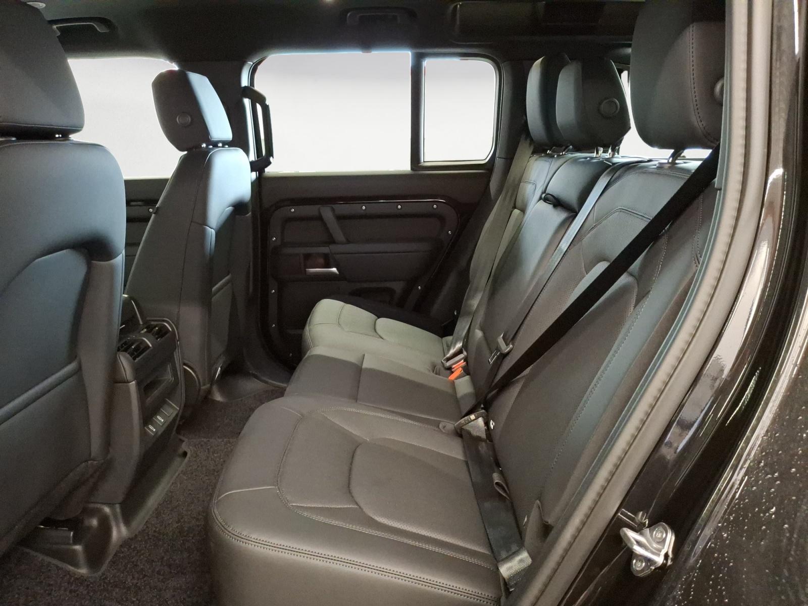 Land Rover Defender 110 D350 X-Dynamic SE PANODACH BLACKPAC