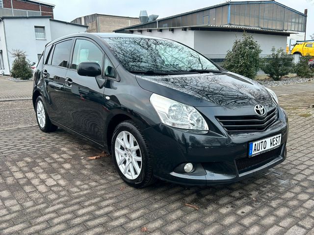 Toyota Verso Travel*Navigation*Kamera*Tüv & Au