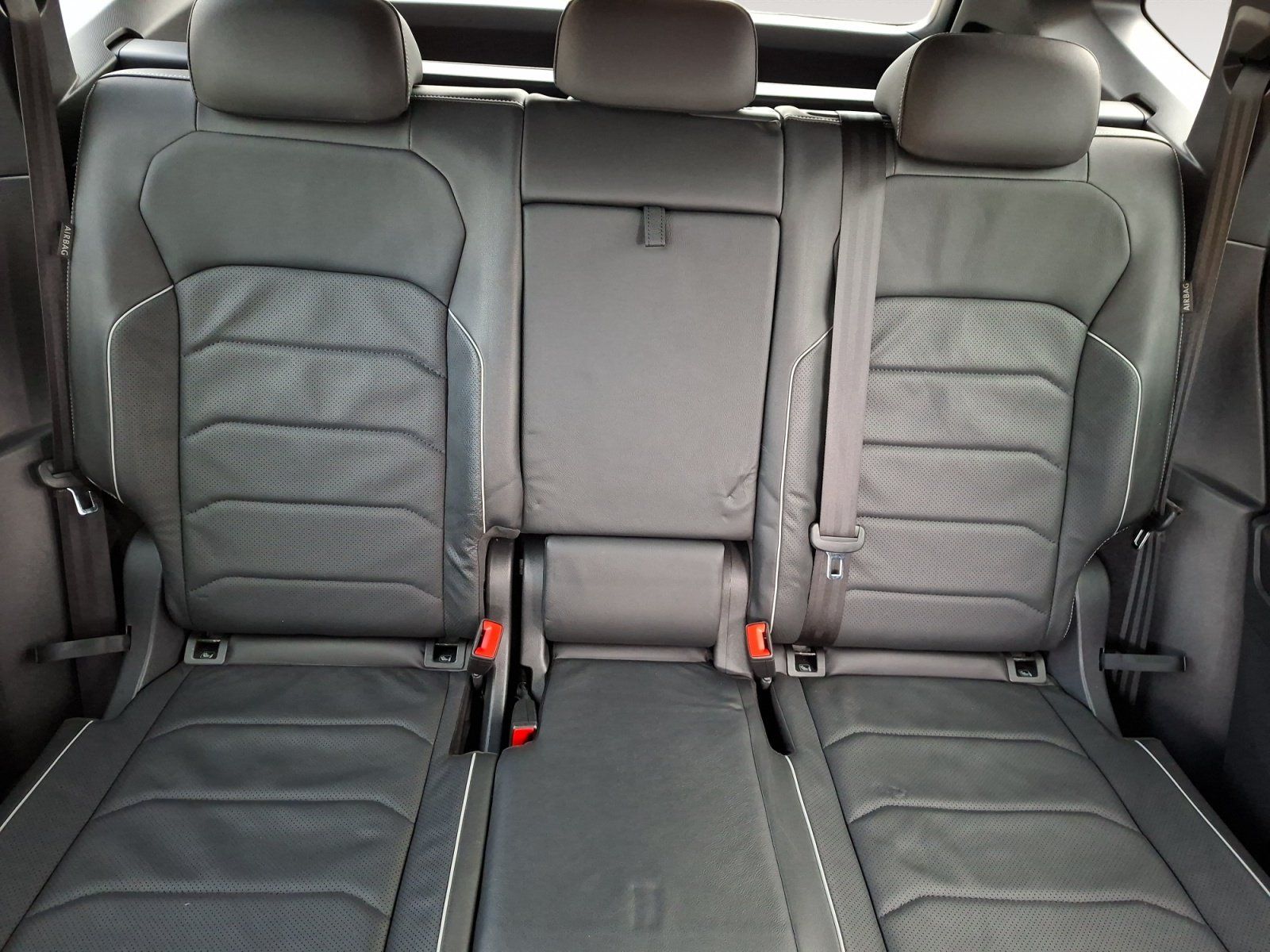 Volkswagen Tiguan Allspace 2.0 TSI 4Motion R-Line 4xSHZ ACC foto 8
