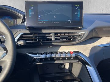 Peugeot 3008 GT 300 Hybrid 4 AHK+Night Vision+SD