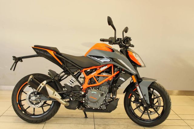 KTM 390 Duke black 2023 Jubiläumsangebot '50 Jahre B