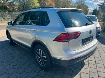 Volkswagen Tiguan - 4