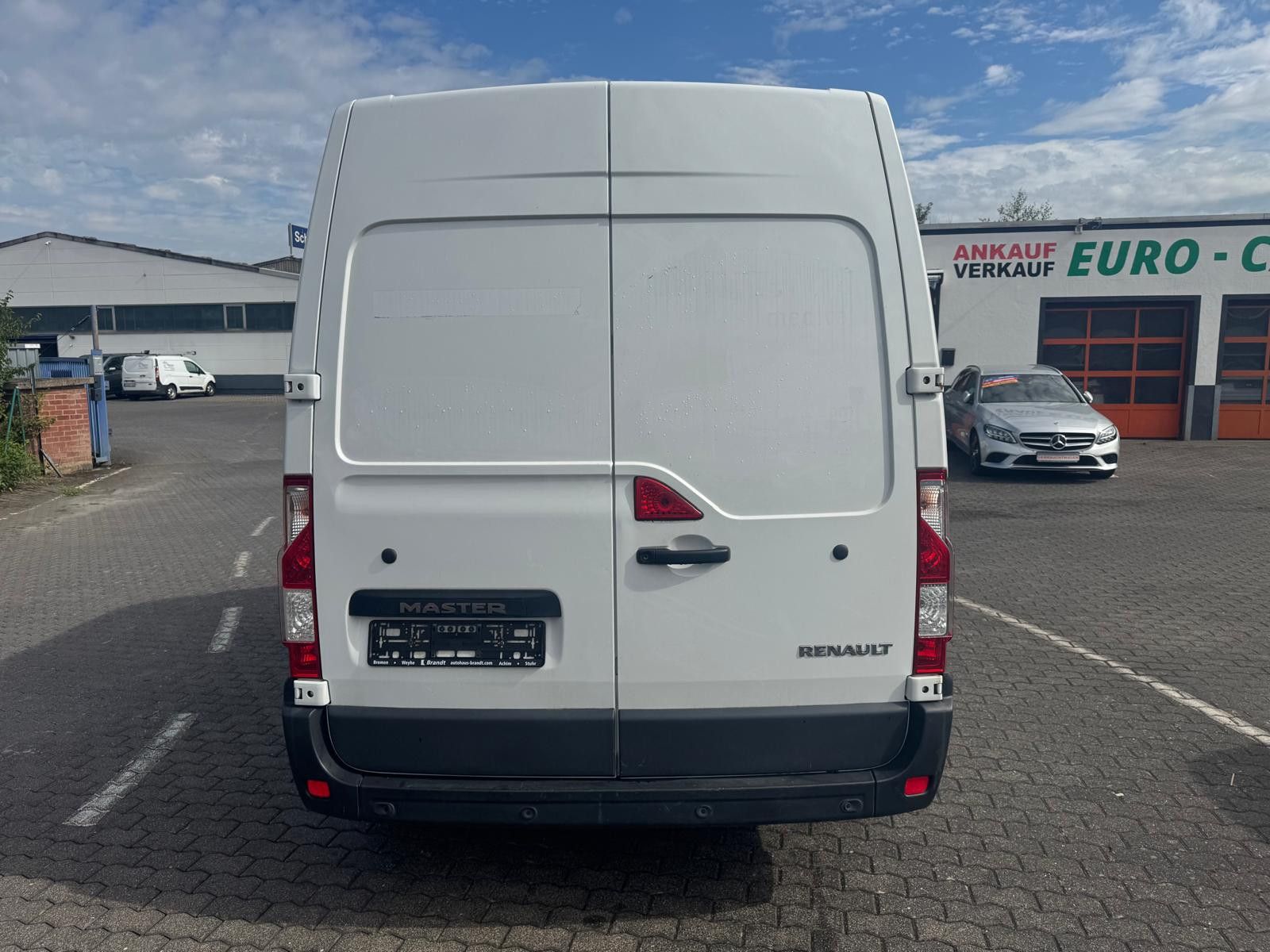 Fahrzeugabbildung Renault Master III Kasten L1H2 HKa 3,5t/1.HAND/TEMPOMAT/