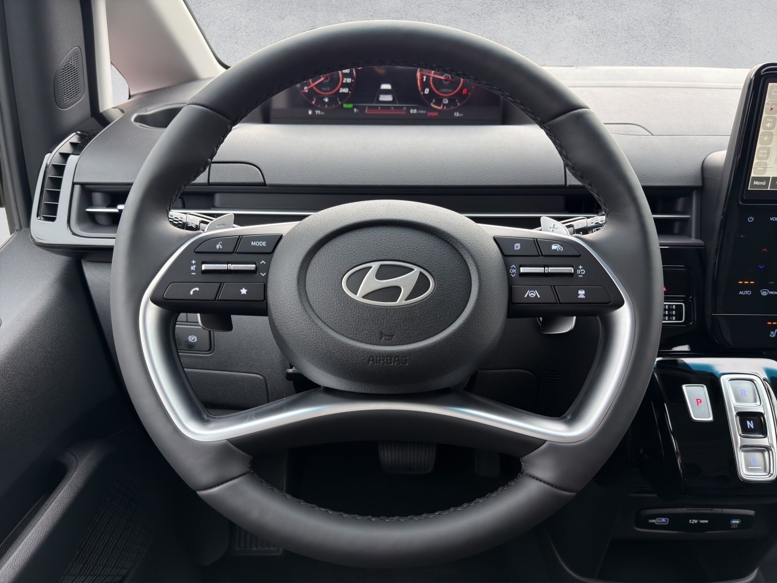 Hyundai STARIA - Bild 9
