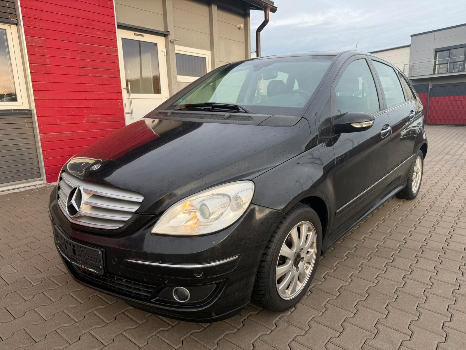 Mercedes-Benz B 200 CDI*AUTOMATIK*AHK*KLIMA