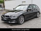 BMW 318 d Touring Sport Line AHK LED NAVI TEMPOMAT - BMW 318 in Solingen