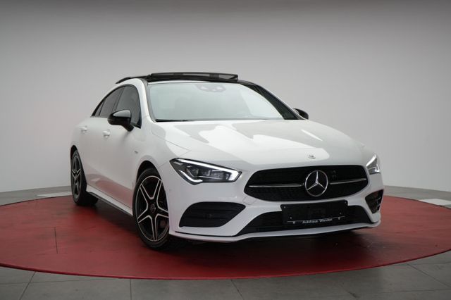 Mercedes-Benz CLA 200 AMG Line Navi/Temp/Kamera/Wide/Pano/Lane