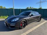 Porsche Panamera Turbo Executive Carbon Paket  32900€ - Porsche Panamera mit Benzin-Antrieb: Executive