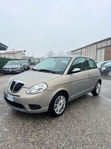 Lancia Ypsilon 1.2 Argento