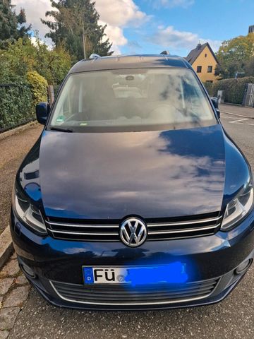 Volkswagen Caddy Highline BMT DSG 7-Sitzvorb. Vollaus...