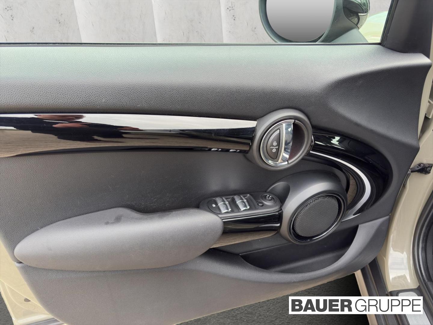 MINI Cooper Ambientebeleuchtung SHZ Keyless Start Tem