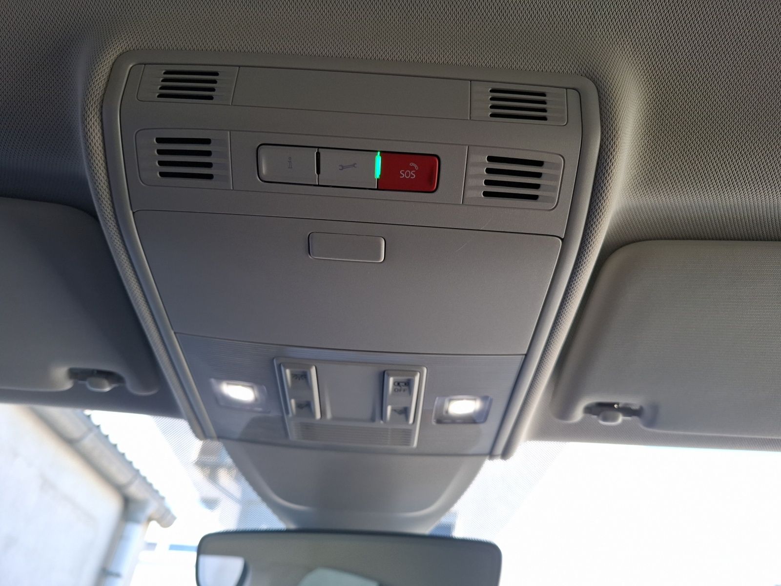 Fahrzeugabbildung Volkswagen Polo TSI Style Matrix Navi AID PDC SH LM