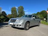 Mercedes-Benz E 280 4MATIC T ELEGANCE Elegance - Mercedes-Benz E 280 mit Benzin-Antrieb: Kombi