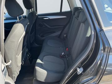BMW X1 - 10