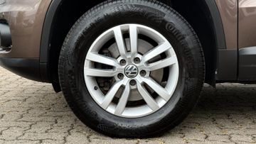 Volkswagen Tiguan - 9
