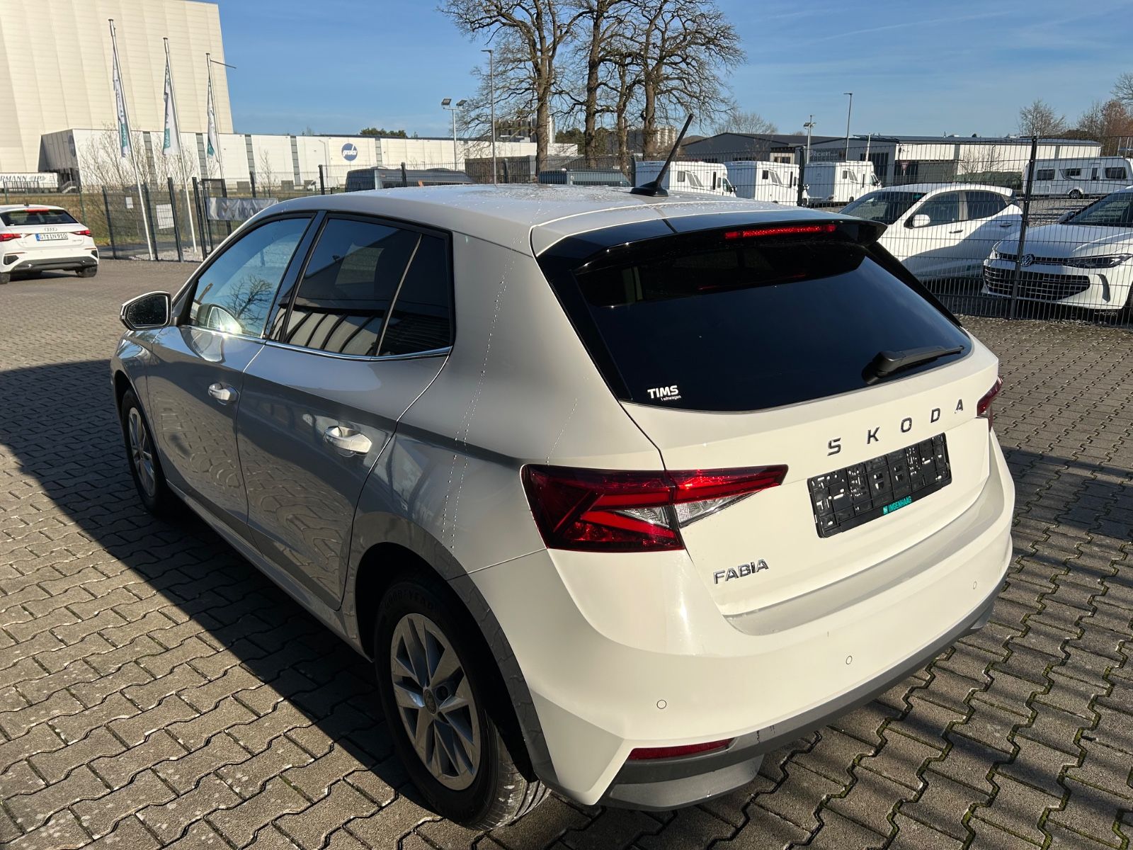 Fahrzeugabbildung SKODA Fabia Selection 1,0 DSG Tempom. Klimaautom.
