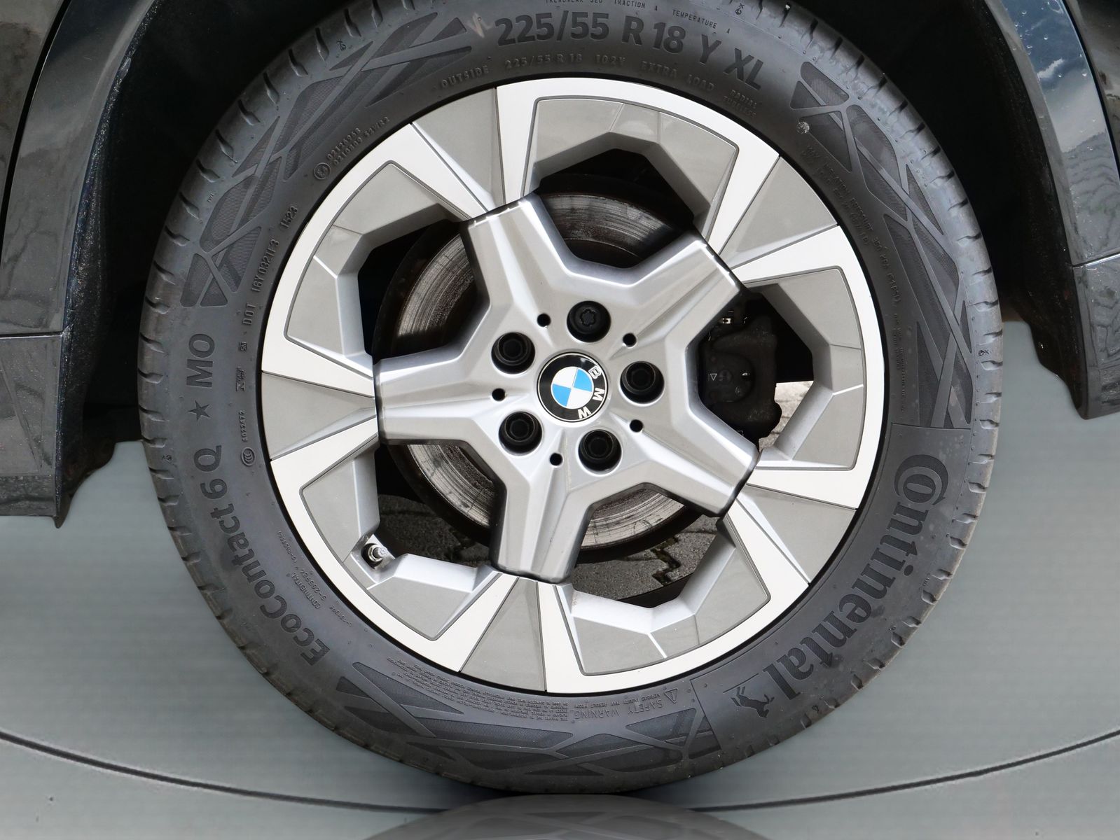 BMW X1 xDrive23i xLine DAB LED Komfortzg. Shz foto 5