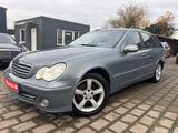Mercedes-Benz C 180 T K Aut. Elegance*TÜV NEU*AHK*KLIMAAUT* - gebrauchte Mercedes-Benz C 180 aus dem Jahr 2004