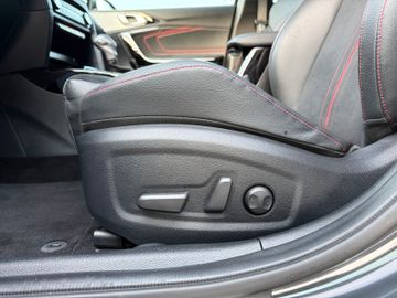 Kia ProCeed 1.6T DCT7 GT Nav Memory Glasdach Kamera