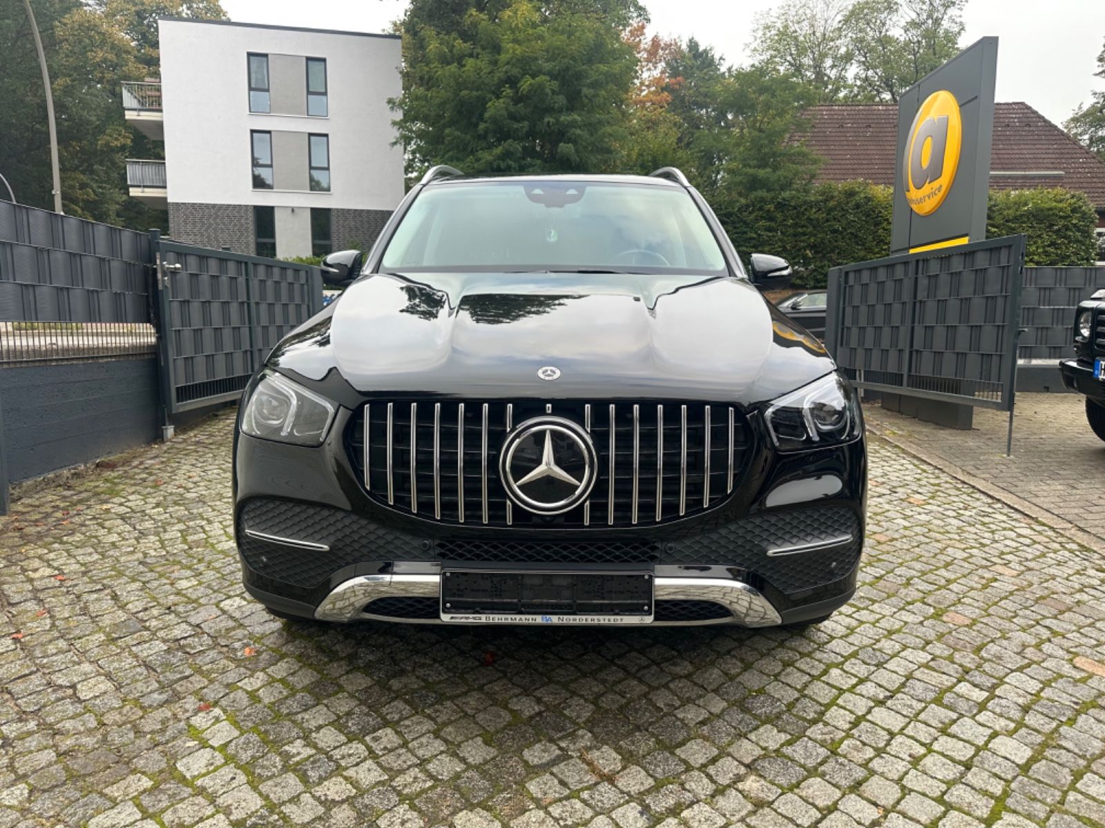 Mercedes-Benz GLE 300 d 4MATIC AIRMATIC AHK foto 2