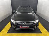 Volkswagen Passat R-Line+Massage+Keyless+Leder+LED+Kamera - Volkswagen Passat: Schwarz, Kombi