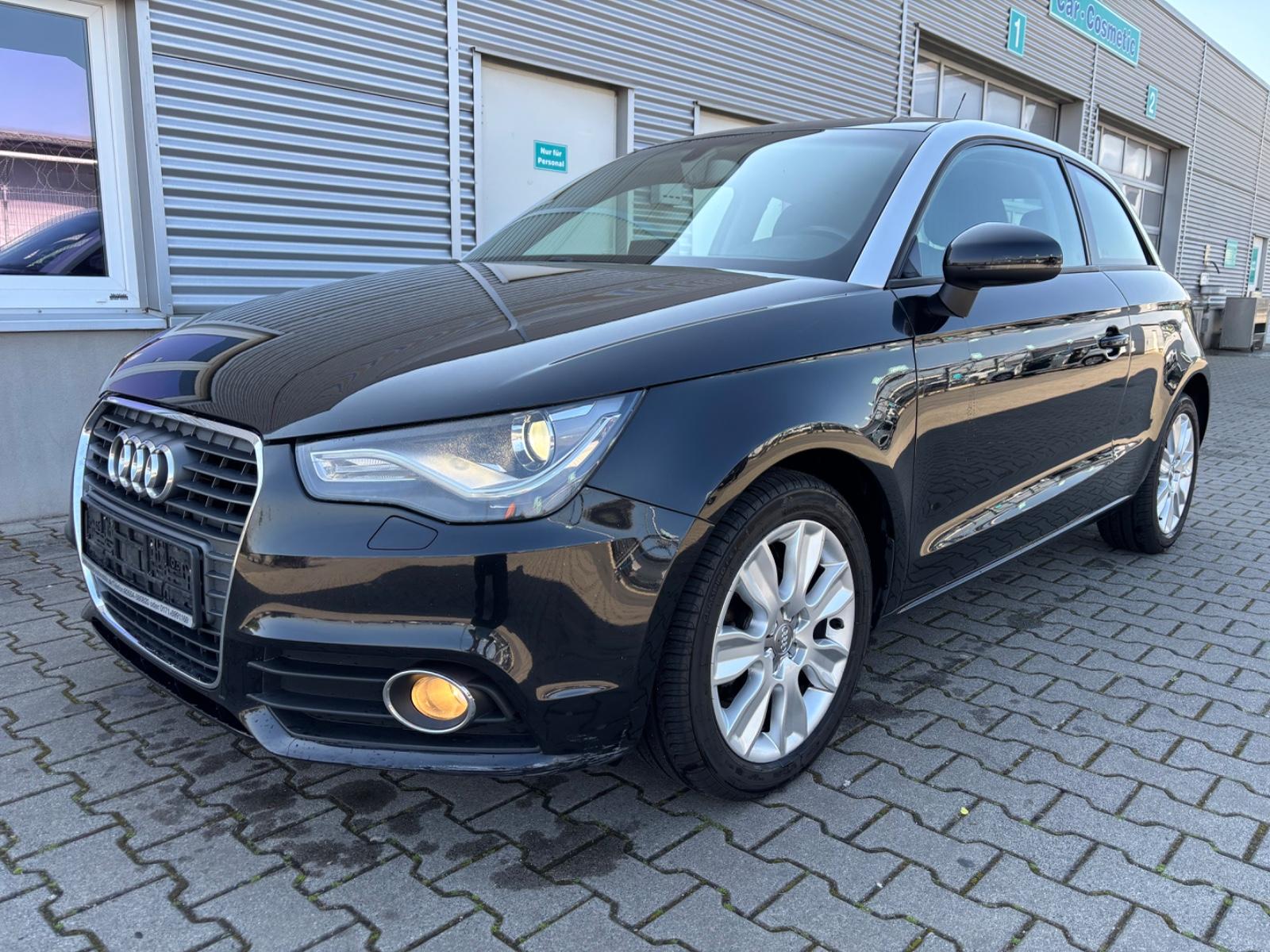 Audi A1 ambition 1,6 TDI+S-TRONIC+NAVI+BT+XENON+PDC