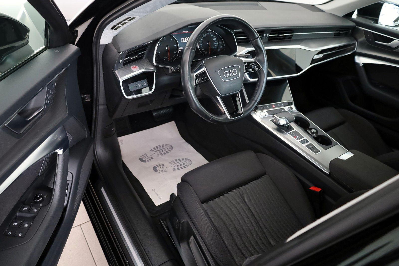 Fahrzeugabbildung Audi A6 Lim. 45 TDI quattro sport Navi,LED,ACC,SH