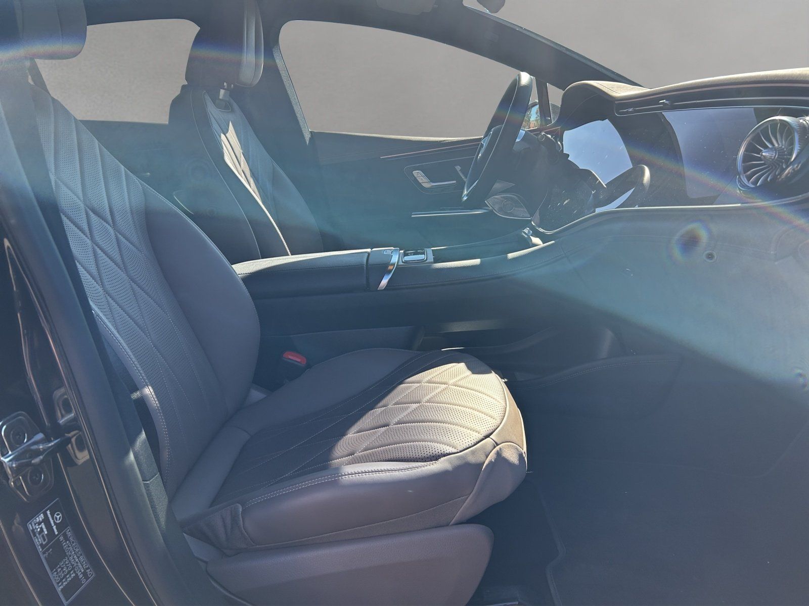 Fahrzeugabbildung Mercedes-Benz EQE500 Prem+ HYPER Massage TV Nappa AIRMATIC HAL