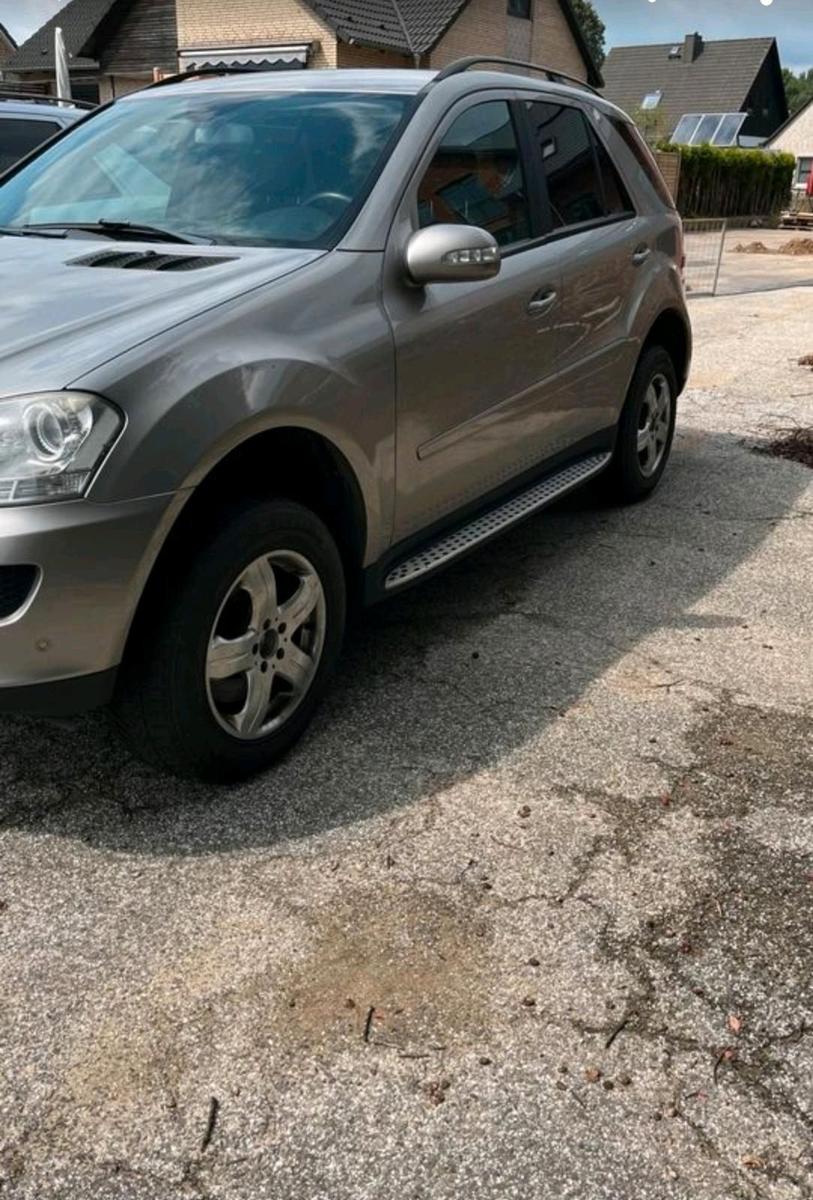 Mercedes-Benz ML280 2007 — engine 190 HP (140kW)