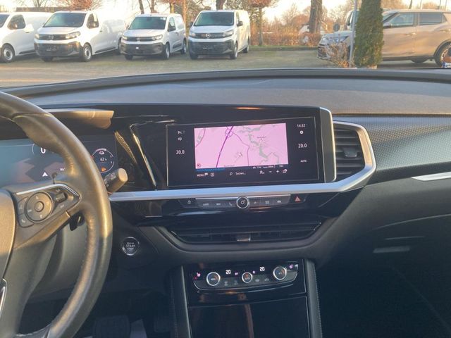 Opel GRANDLAND HYBRID 1.6 TURBO 133KW180PS ULTIMATE