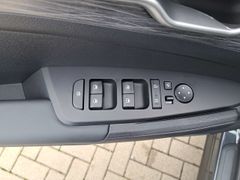 Fahrzeugabbildung Kia Sportage 1.6 T-GDI 48V AUTOMATIK LED WINTERPAKET