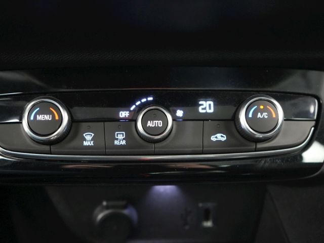 Corsa-e F EDITION 50kWH AT+RÜCKFAHRKAMERA+PARKPI