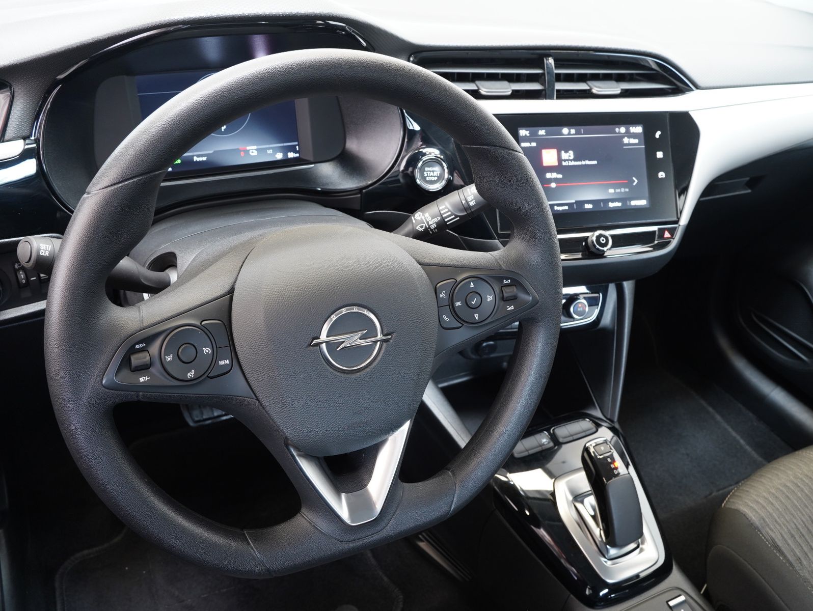 Fahrzeugabbildung Opel Corsa F e Edition 50KWH/WÄRMEPUMPE/A-AC
