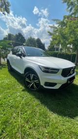 Volvo XC40 T4 R Design Geartronic R Design - Volvo XC40 von privat