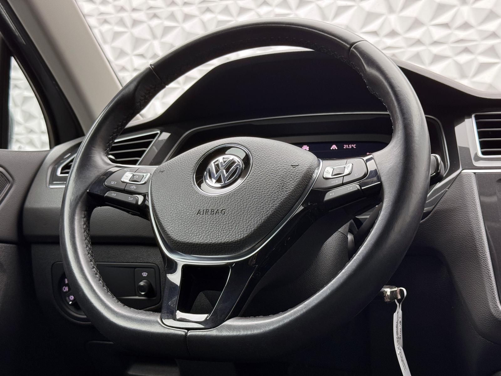 Fahrzeugabbildung Volkswagen 2.0 TSI IQ 4MOTION/HIGHLINE/ACC/VIRTUAL/HUD/RCAM