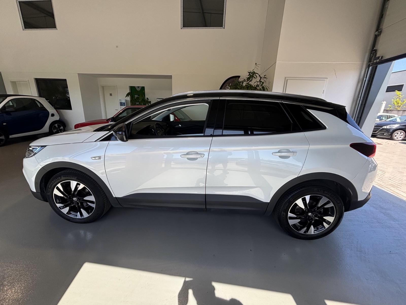 Opel Grandland (X) Ultimate Kameras PDC Navi LED uvm.