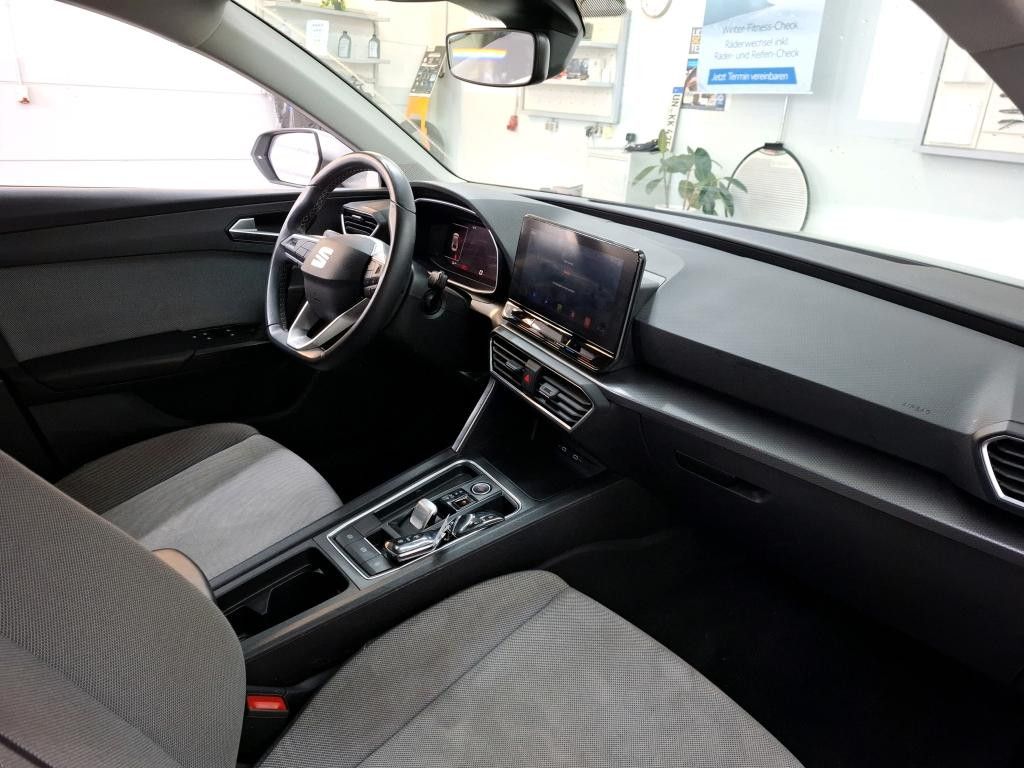Fahrzeugabbildung SEAT Leon SP 2.0 TDI DSG Style-LED-NAV-TEMP.-APPS-SHZ